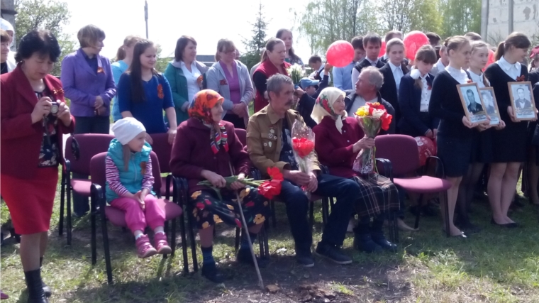 В Санарпосинском сельском поселении состоялся торжественный митинг, приуроченный 71-й годовщине Победы в Великой Отечественной войне.