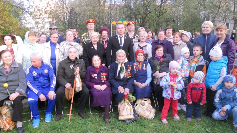 В ТОС &quot;Возрождение&quot; чествовали ветеранов