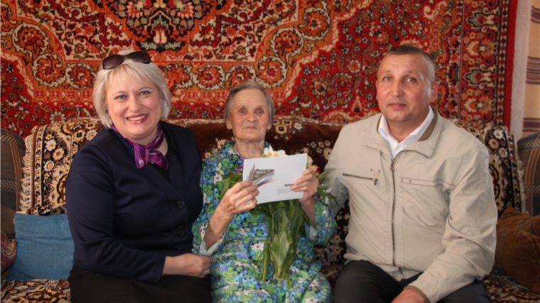 Жизнь в трудах и заботах: труженица тыла из п. Мыслец отметила 90-летний юбилей