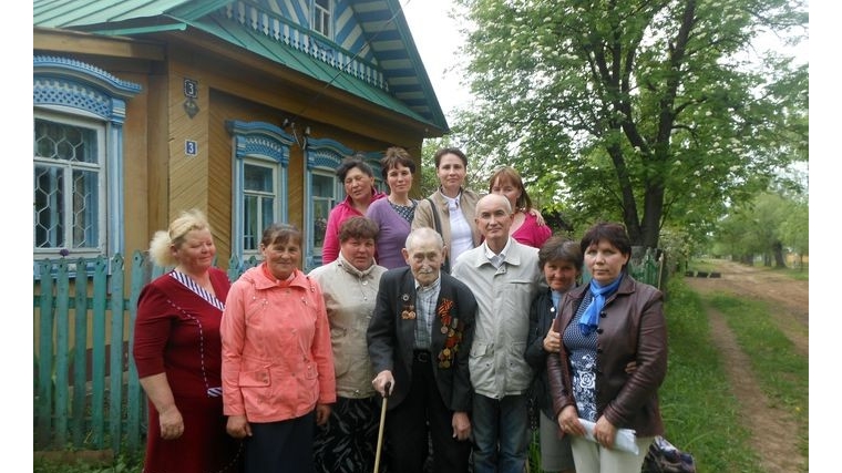 Цивильский район: 95-й день рождения отметил ветеран Великой Отечественной и бывший медработник Петров Валентин Петрович