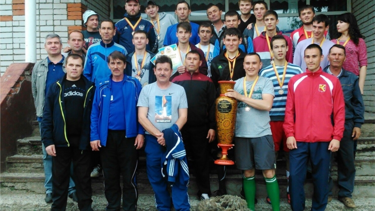 Команда «Пикшики» - победительница IX турнира Красноармейского района по футболу памяти Евгения Скрипкина
