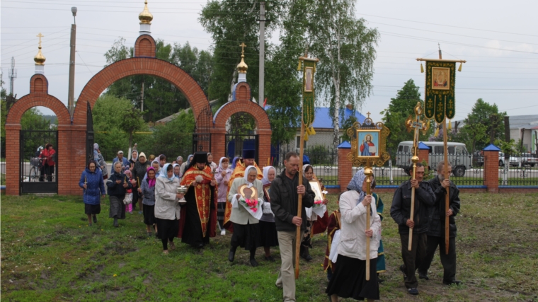 В Шемуршинском районе прошел Крестный ход в честь святых Кирилла и Мефодия