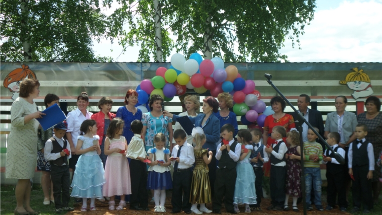 1 июня 2016 года в МБДОУ «Карабай-Шемуршинский детский сад «Василек» отметил 35-й день рождения