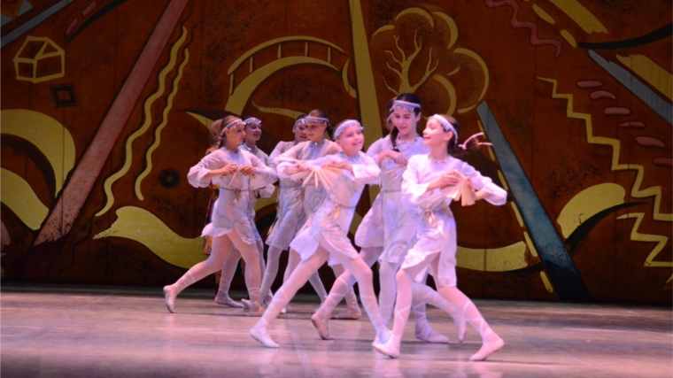 Объявляется набор детей в балетную студию!