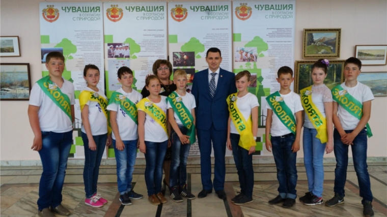 Эколята Алатырского района вернулись с регионального экологического детского фестиваля с наградами