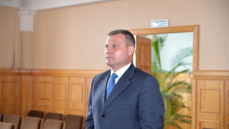 Глава администрации Алексей Ладыков представил нового руководителя ОАО «Сывлах»