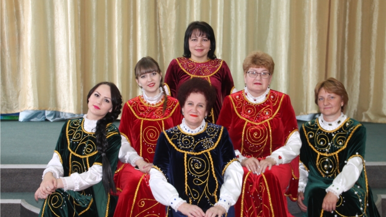 Ансамбль «Шумерлиночка» вновь подтвердил звание «народный коллектив»