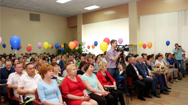 Медицинская общественность Новочебоксарска отметила профессиональный праздник