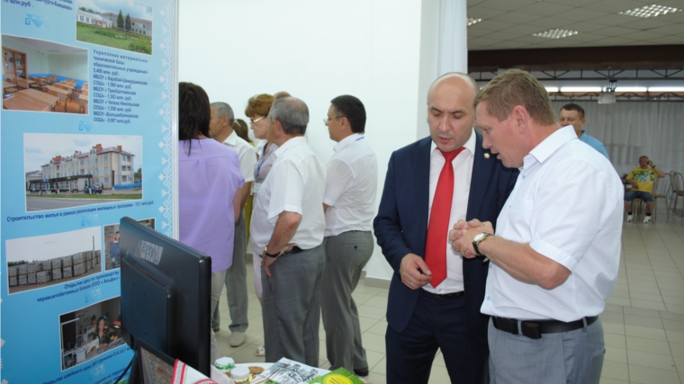 Делегация Шемуршинского района приняла участие в XXIII Межрегиональной выставке «Регионы - сотрудничество без границ»