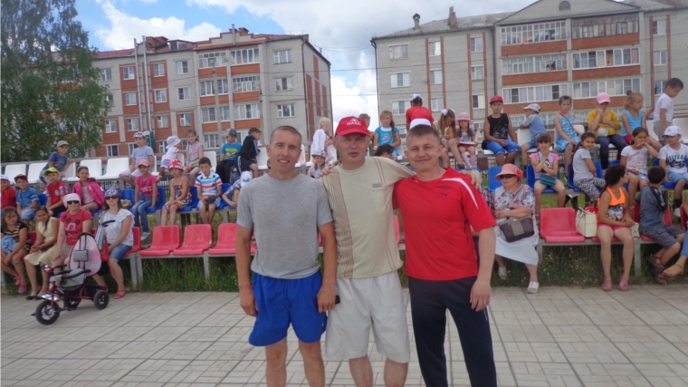 Спортивные семейные команды города Канаша продолжили серию успешных выступлений в рамках республиканского Фестиваля «Спортивная семья» на призы Главы Чувашской Республики Михаила Игнатьева