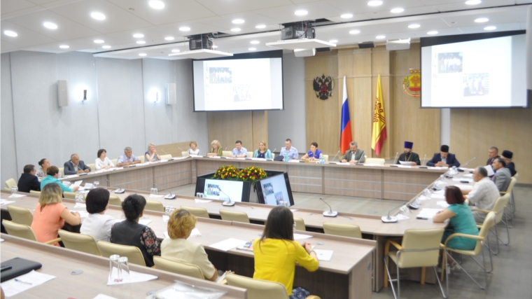 Состоялось совместное заседание Совета по делам национальностей и Совета по взаимодействию с религиозными объединениями Чувашской Республики