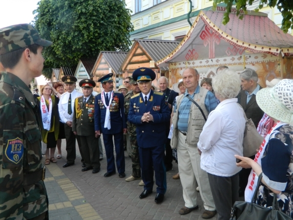 "Тесное сотрудничество между администрацией города и ветеранскими организациями налажено давно", - Алексей Ладыков