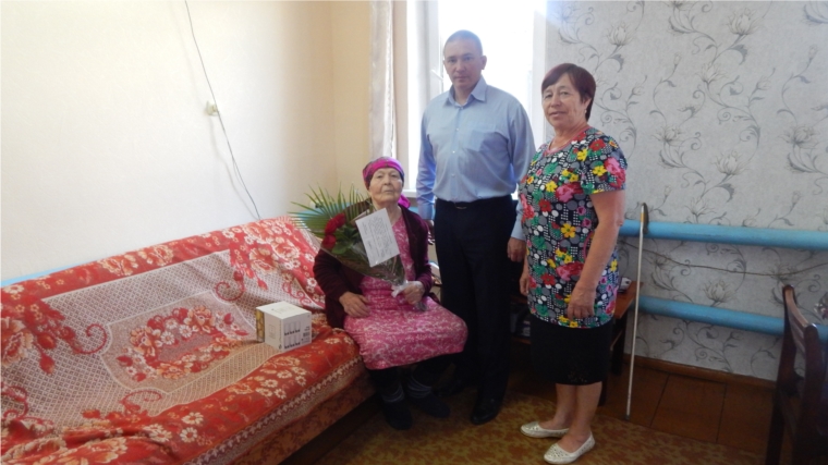 Атлашевское сельское поселение: жительница деревни Липово отметила 90-летний юбилей.