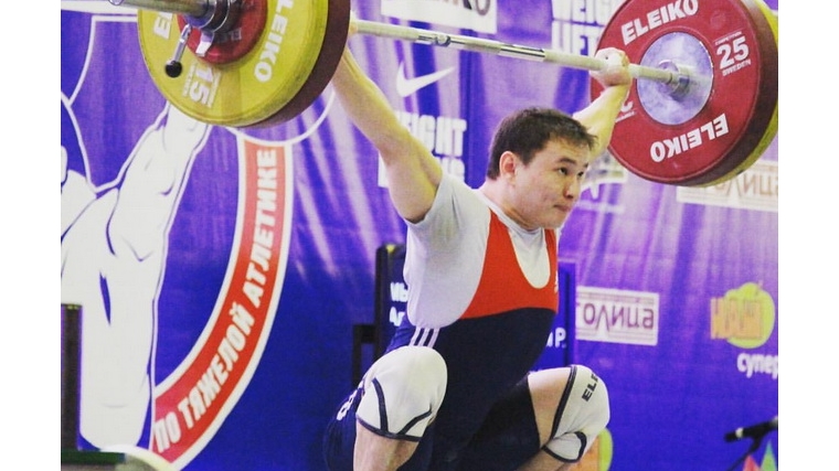 Александр Мышов - серебряный призёр молодёжного первенства России по тяжёлой атлетике