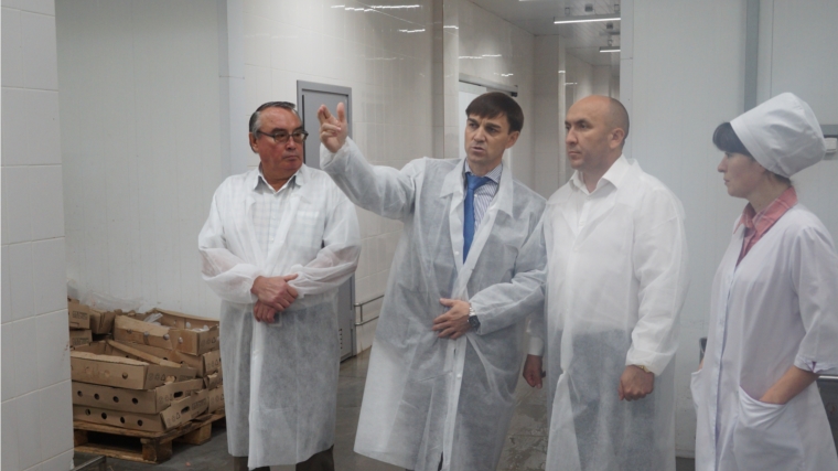 22 июля т.г. Сергей Артамонов посетил одно из крупнейших мясоперерабатывающих предприятий Республики Чувашия ООО «Чебоксарский мясокомбинат»