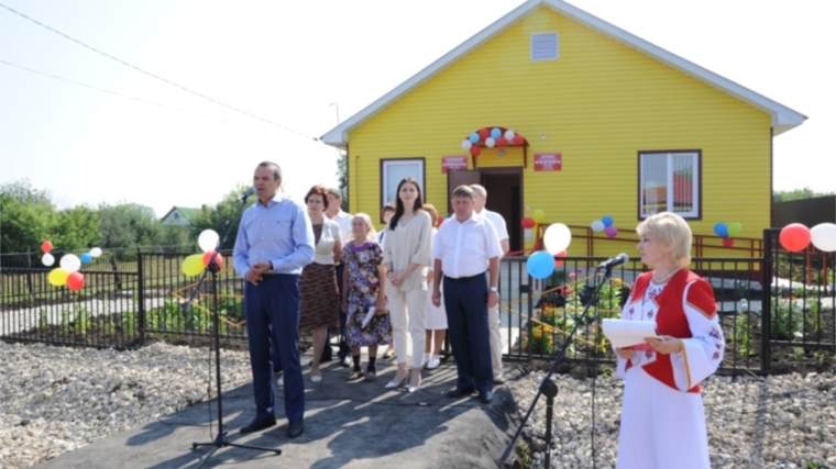 По графику и точно в срок: новый фельдшерско-акушерский пункт открылся в Урмарском районе