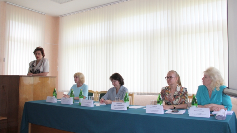 В рамках проекта «Во имя пациента» состоялась встреча министра Аллы Самойловой с коллективом ОАО «Чебоксарская керамика»