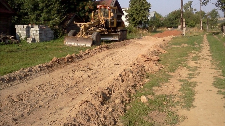 Начаты работы по текущему ремонту дорог в Октябрьском сельском поселении