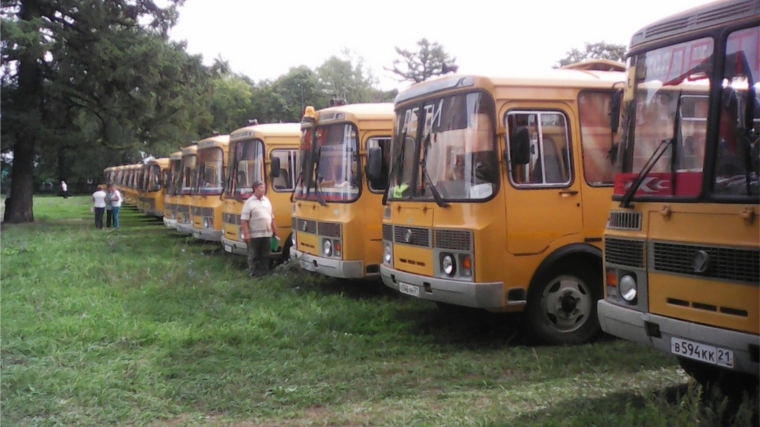 Проверка технического состояния школьных автобусов образовательных организаций Ядринского района