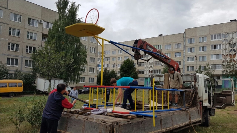 Детская площадка в подарок маленьким жителями микрорайона БАМ г. Канаш