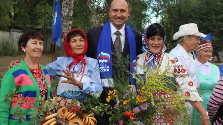 В Новочебоксарске продолжаются дворовые праздники