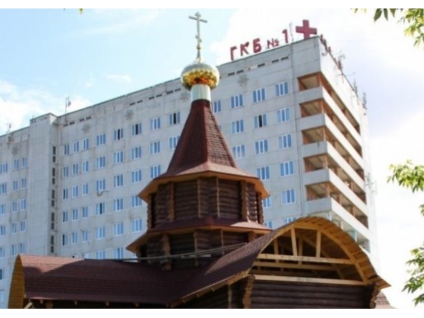 На территории ещё одной чебоксарской больницы достраивается храм