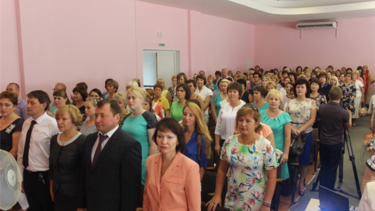 На августовской педагогической конференции в Канаше обсудили здоровье школьников