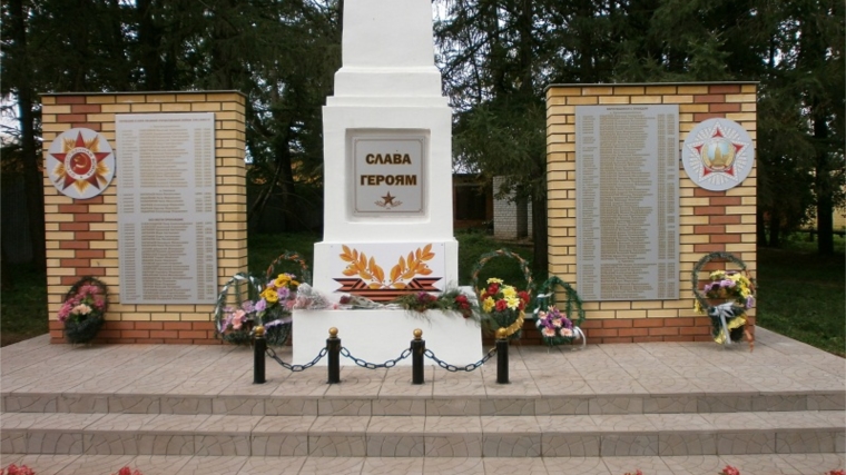 Состоялось открытие отреставрированного памятника Воинской славы в селе Красноармейское