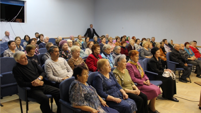 В санатории «Надежда» прошла встреча ветеранов здравоохранения с министром Аллой Самойловой