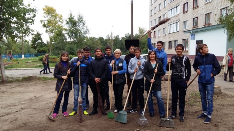 Студенты Чебоксарского техникума транспортных и строительных технологий провели субботник