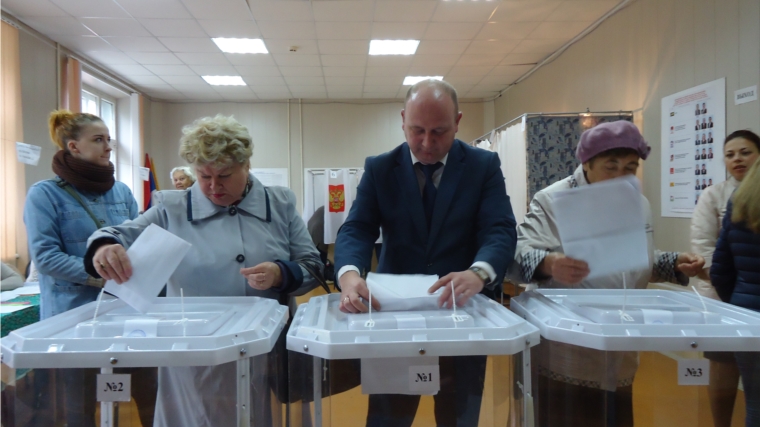В Канаше продолжается Единый день голосования