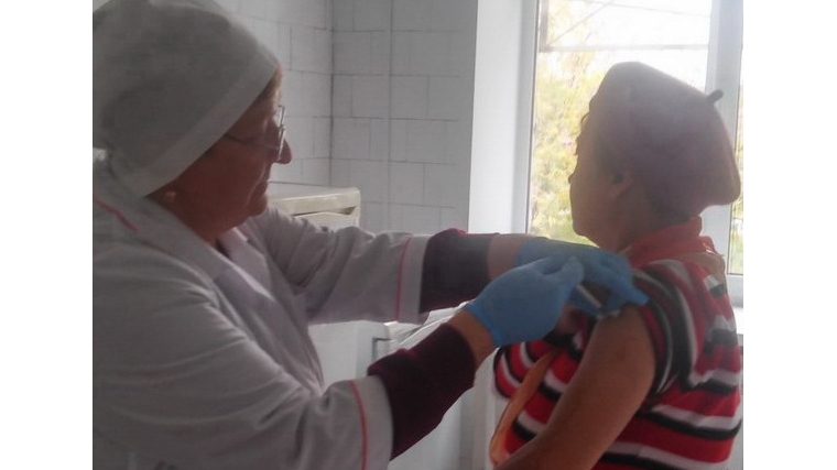 В Шумерле проходит вакцинация взрослого и детского населения против гриппа