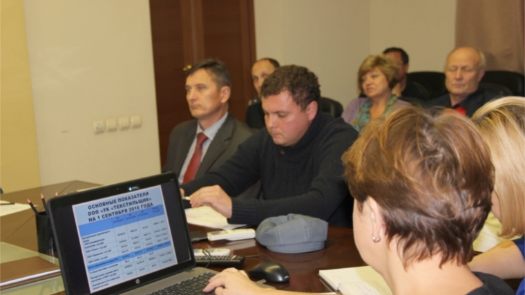 Проверки аутсайдеров, рейды с судебными приставами: в Чебоксарах обсудили, как сократить долги УК Калининского района перед поставщиками