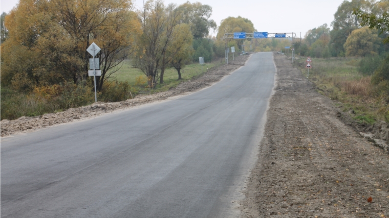 В Шумерлинском районе продолжается ремонт автомобильной дороги «Сура»