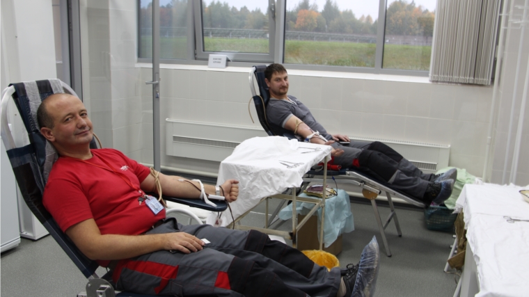 Республиканская станция переливания крови продолжает выездные акции в организациях республики