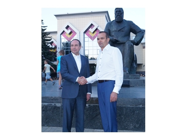 Вячеслав Никонов: "Хамăрăн ачасемшĕн, хамăрăн пуласлăхшăн чун савăнать"