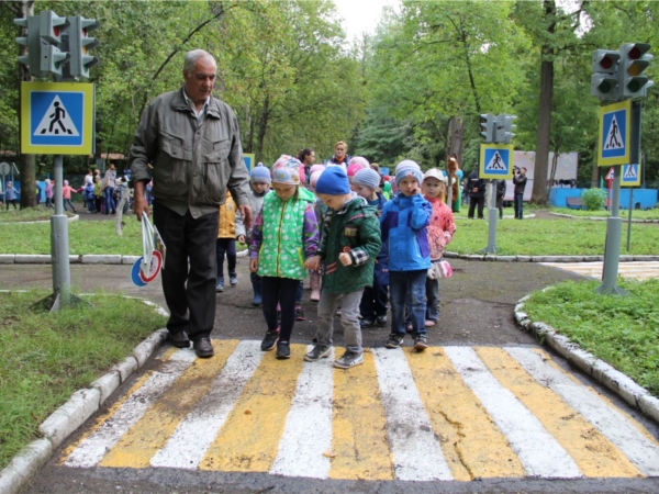 В Новочебоксарске открылся обновленный автогородок ГАИ для детей