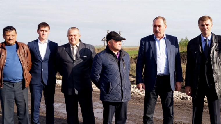 Министр транспорта и дорожного хозяйства М. Резников ознакомился с ходом выполнения работ на объектах в Комсомольском и Батыревском районах