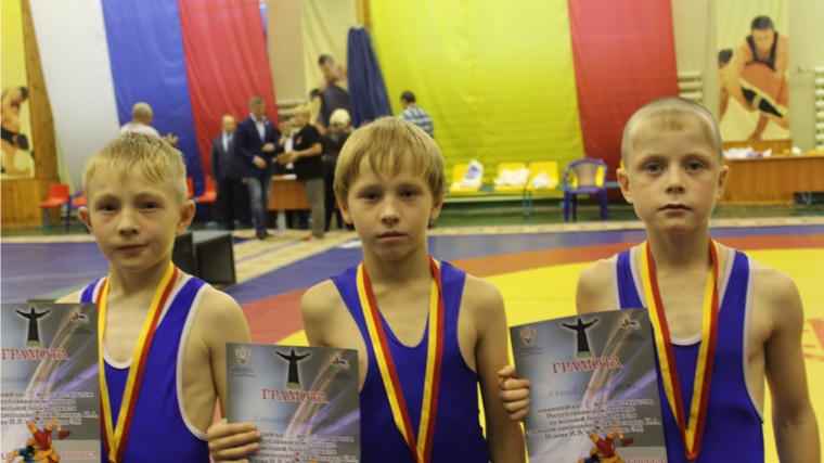 Вадим Иванов – призер открытого турнира по вольной борьбе среди юношей и девушек