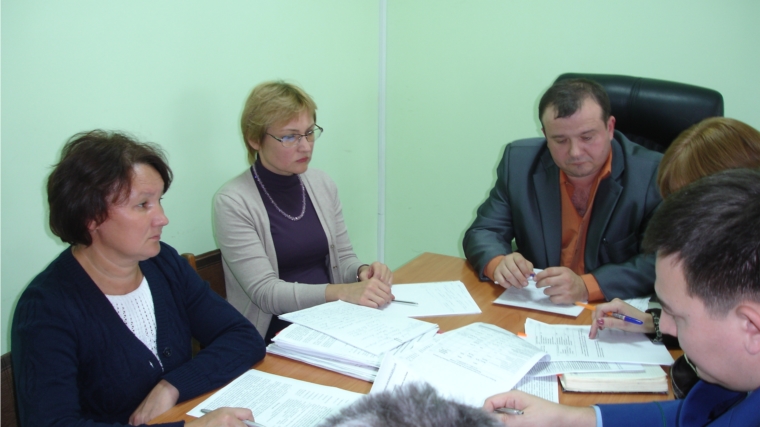 В администрации г. Канаш состоялось заседание комиссии по безопасности дорожного движения