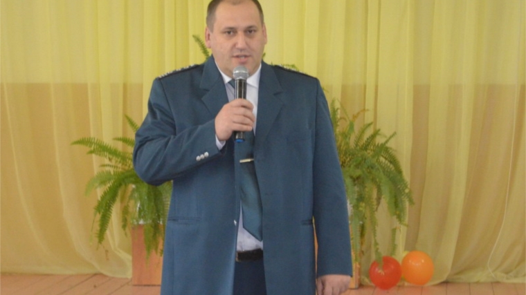 Налоговики провели со школьниками тематическую встречу