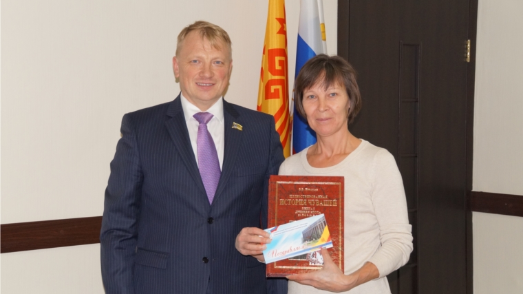 Председатель ТОС «Возрождение» Ирина Александрова отметила 50-летний юбилей