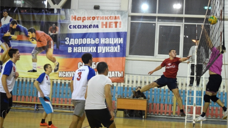 Чемпионат города Канаш по волейболу среди мужских команд 2016 года. III тур