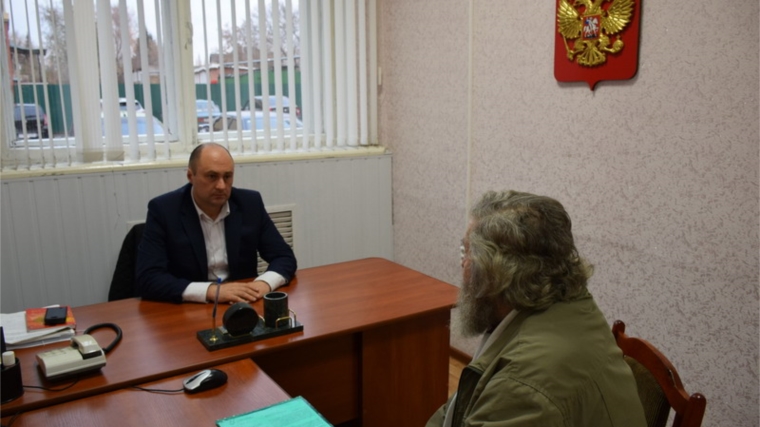 Глава города Шумерля – Председатель Собрания депутатов С.В. Яргунин провел прием граждан по личным вопросам