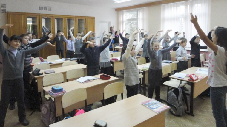 Члены Российского движения школьников города Шумерли отметили годовщину создания организации