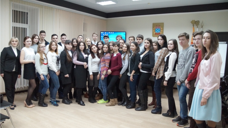 В Ленинском районе г.Чебоксары открылась Школа молодежного актива «Я - будущий лидер 2016»