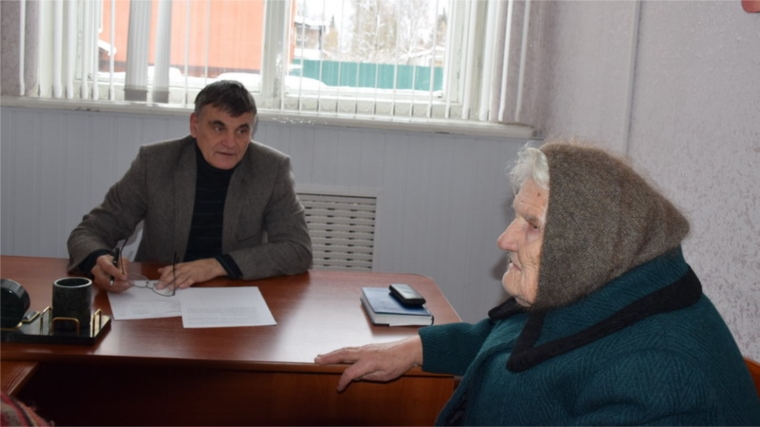 Переселение граждан из ветхого жилья – основной вопрос на приеме у главы администрации города Шумерли