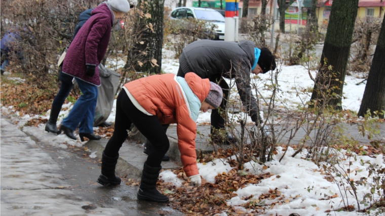 В Канаше прошел общегородской субботник