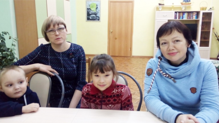 Нотариусы Шумерлинского нотариального округа рассказали детям об их правах и обязанностях