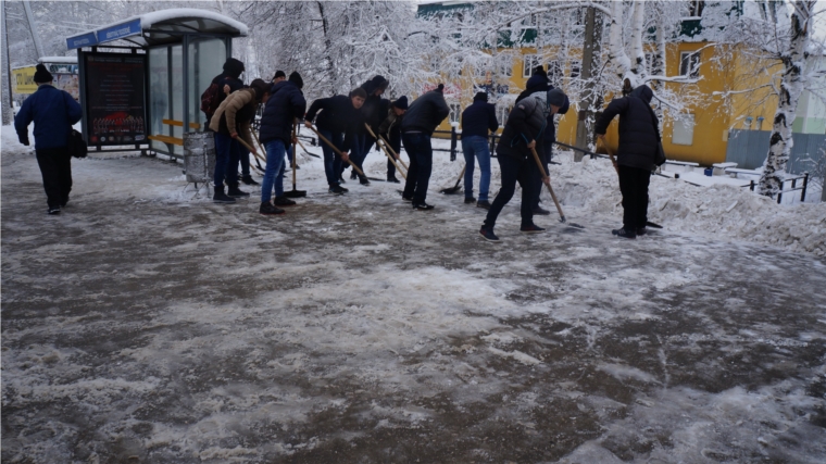 24 остановки в Чебоксарах расчищено благодаря студентам-волонтерам филиала МАДИ